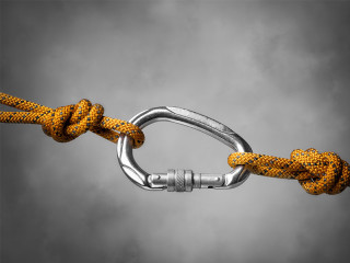 Keltterseil-Karabinerhaken-86670049-FO-Wolfgang-Zwanzger