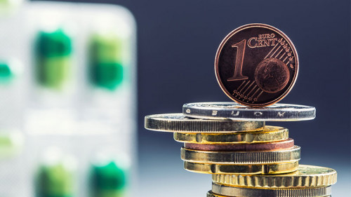 Muenz-Stapel-Pillen-104507671-FO-weyo