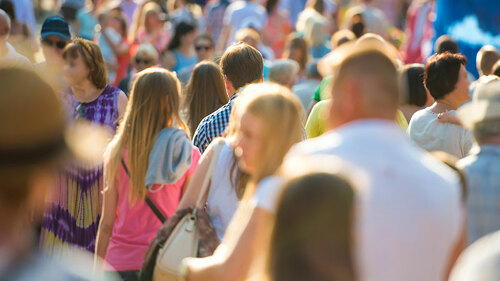 Menschenmasse-93379069-FO-Pavlo-Vakhrushev