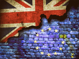 UK-EU-Flagge-Mauer-1491370-PB-Foto-Rabe