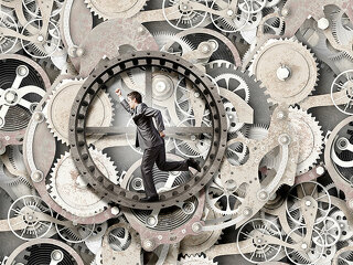 Anzugtraeger-Laufrad-Zahnraeder-76195187-FO-Sergey-Nivens