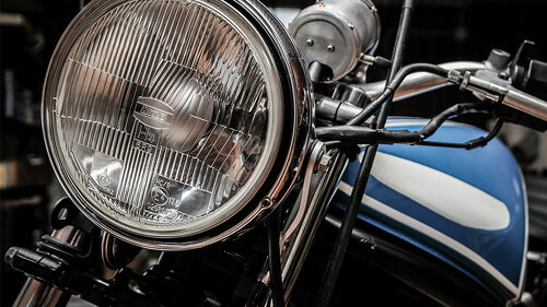Motorrad-Front-407175-PB-SplitShire