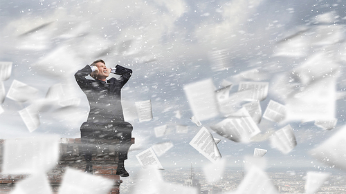 Anzugtraeger-Papier-Chaos-78756067-FO-Sergey-Nivens