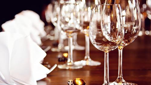 Tafel-gedeckt-51871041-FO-Fotimmz