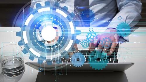 Anzugtraeger-Laptop-Zanhraeder-112415030-FO-denisismagilov