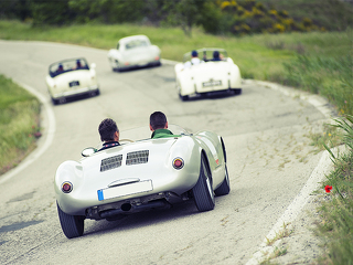 rallye-fahrer-oldtimer-85061856-FO-pergo70