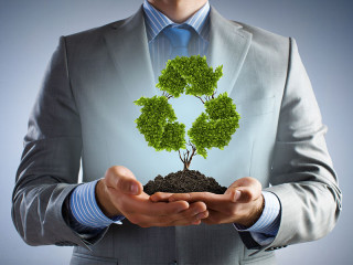 Anzugtraeger-mit-Recycling-Bonsai-89031252-FO-Sergey-Nivens