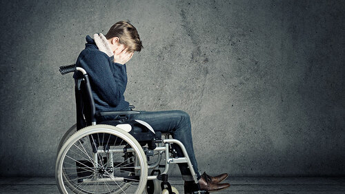 jugnedlicher-im-rollstuhl-49533620-FO-lassedesignen