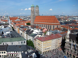 muenchen-frauenkirche-marienplatz-953656-PB-designerpoint