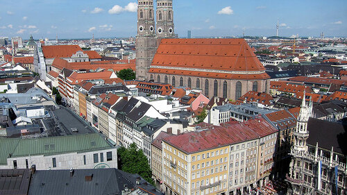 muenchen-frauenkirche-marienplatz-953656-PB-designerpoint