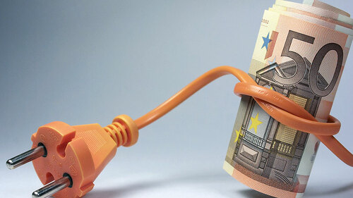 Stromkabel-um-Fuenfziger-40754755-FO-Oscar-Espinosa