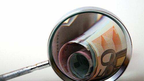 Euroscheine-Lupe-2077673-FO-Giuseppe-Porzani