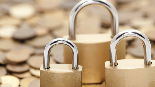 Schloesser-auf-Geldstuecken-66472177-FO-Jakub-Krechowicz