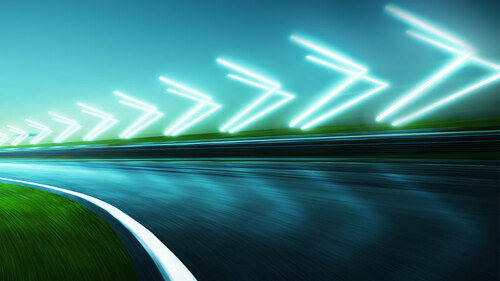 Leucht-Pfeile-in-Kurve-108428146-FO-jamesteohart