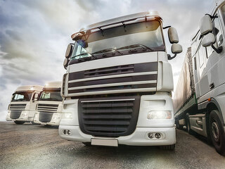 lkw-fuhrpark-118248538-fo-tobias-arhelger