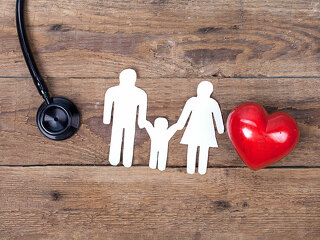 stethoskop-herz-papierfamilie-99776719-fo-jenny-sturm