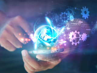 haende-smartphone-cyber-108644340-fo-fgnopporn