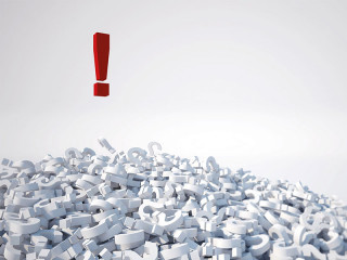 ausrufezeichen-ueber-fragezeichen-110915905-fo-alphaspirit