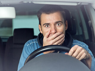 fahrer-geschockt-73419243-fo-markus-bormann