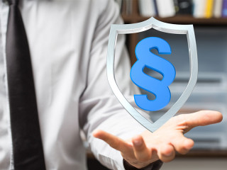 Anzugtraeger-Schild-Paragraph-76721227-FO-vege