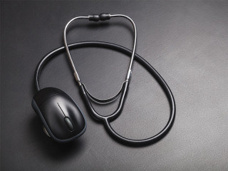 Stethoskop-Computer-Maus-102371787-FO-BillionPhotos-com