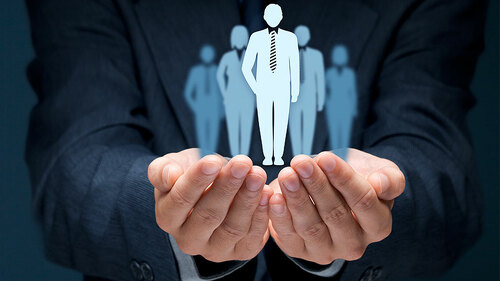 Anzugtraeger-stilisierte-Mitarbeiter-118056440-FO-Jakub-Jirsák