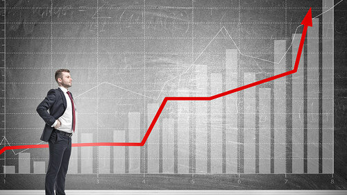 Anzugtraeger-roter-pfeil-kurve-nach-oben-125486254-FO-denisismagilov