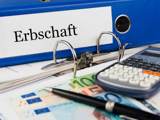 Ordner-Erbschaft-Taschenrechner-Euro-121399483-FO-marcus-hofmann