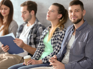 Junge-Bewerber-135385468-FO-Africa-Studio