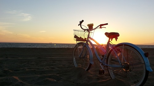 fahrrad-strand-sonnenuntergang-creative-commons-cco-max-pixel