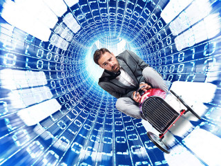 Anzugtraeger-Miniauto-Cyberspace-86748224-FO-alphaspirit