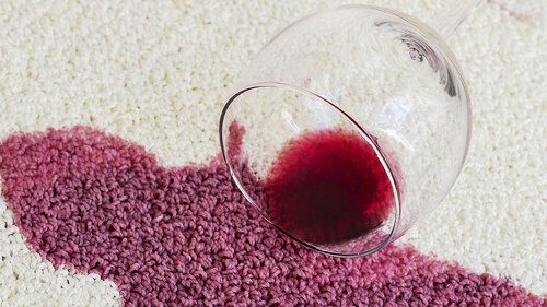 Rotweinglas-Teppich-64862603-FO-imaginando