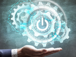 Hand-digitale-Zahnraeder-174418990-FO-llhedgehogll