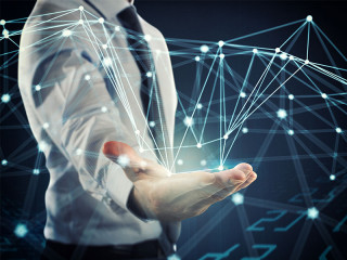 Anzugtraeger-Netzwerk-133149427-FO-alphaspirit