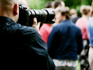 Fotograf-Menschenmenge-2840422-PB-congerdesign