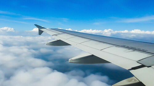 Flugzeug-Tragflaeche-76091002-FO-arsdigital