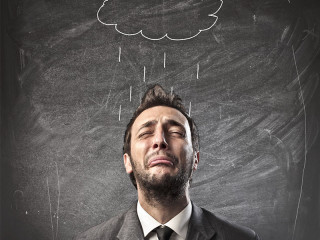 Wolke-ueber-Anzutraeger-44019324-FO-olly