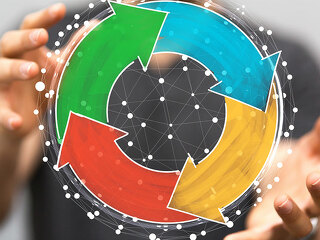 Haende-Farbkreis-158265260-FO-vege