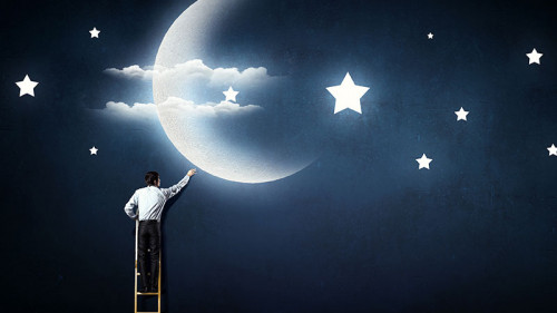 Anzugtraeger-Leiter-Mond-Sterne-140259629-FO-Sergey-Nivens