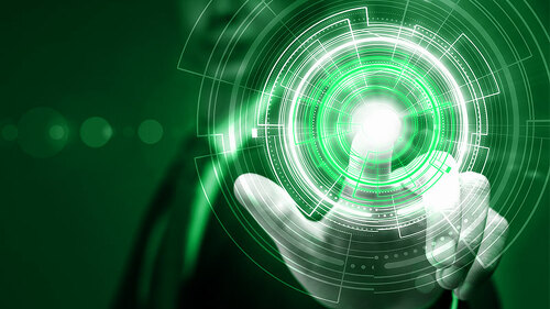 Anzugtraeger-drueckt-Knopf-91977555-FO-Sergey-Nivens