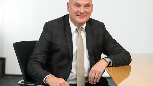 Peter-Schneider-2018-Morgen-und-Morgen