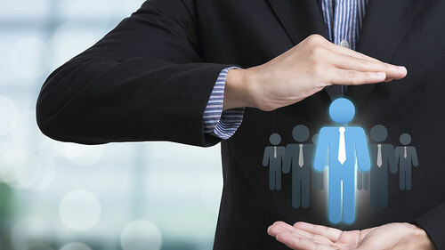 Anzugtraeger-Koepfe-145429977-FO-barameefotolia