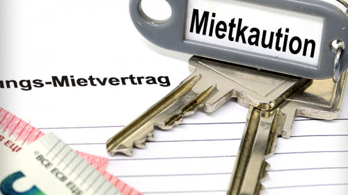 Geldscheine-Schluessel-Kaution-72143660-FO-Gerhard-Seybert