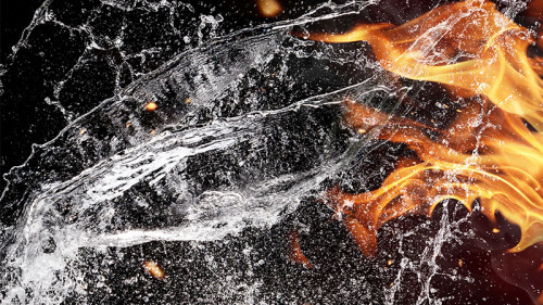 Wasser-Feuer-71176202-FO-Jag-cz