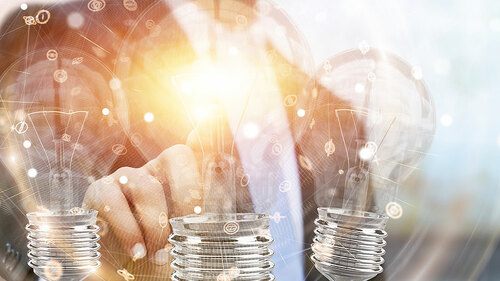 Anzugtraeger-Gluehbirne-193091672-FO-sdecoret