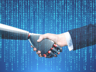 Roboter-Hand-schuettelt-menschliche-Hand-171869305-FO-denisismagilov