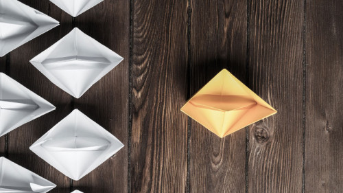 Papierschiffe-158788677-FO-adam121