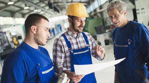 Arbeiter-Team-150894732-FO-nd3000