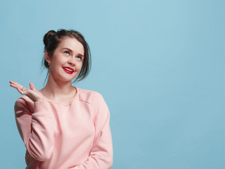 Frau-egal-193171618-FO-master1305