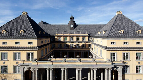 Hauptgebaeude-2018-Munich-Re